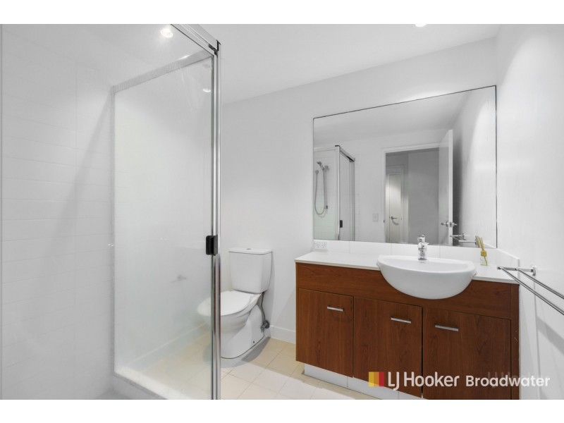 9/13-23 Bright Avenue, Labrador QLD 4215
