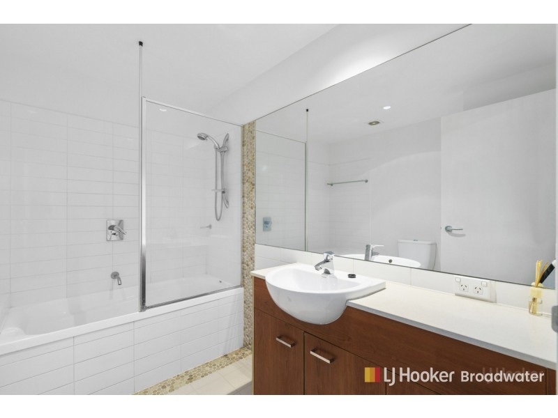 9/13-23 Bright Avenue, Labrador QLD 4215