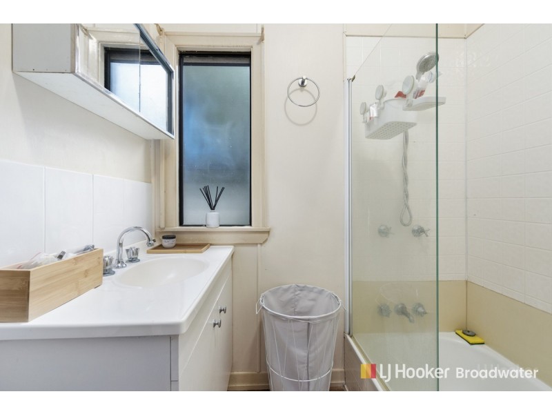 73 Turana Street, Coombabah QLD 4216