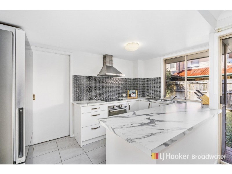 70/75 Brown Street, Labrador QLD 4215