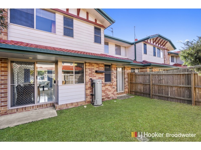 70/75 Brown Street, Labrador QLD 4215