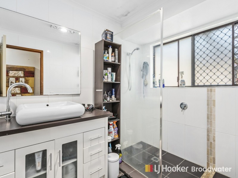 2/19 Stephenson Street, Labrador QLD 4215