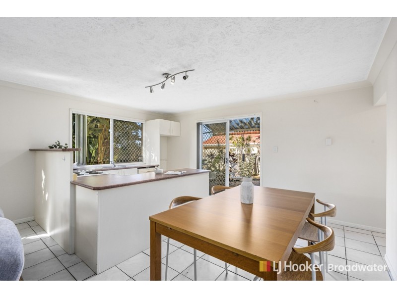 27 Zoeller Drive, Parkwood QLD 4214