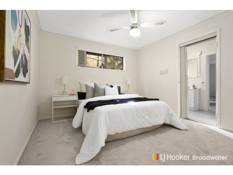 27 Zoeller Drive, Parkwood QLD 4214