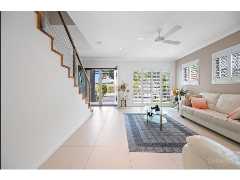 5/411 Oxley Drive, Runaway Bay QLD 4216