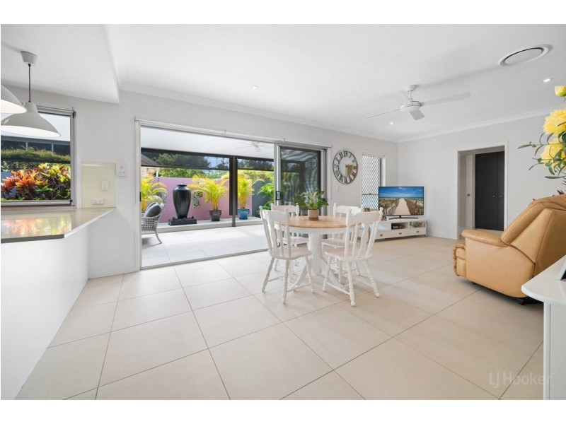 5/411 Oxley Drive, Runaway Bay QLD 4216