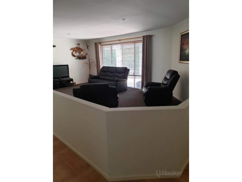 37 Audrey Avenue, Helensvale QLD 4212