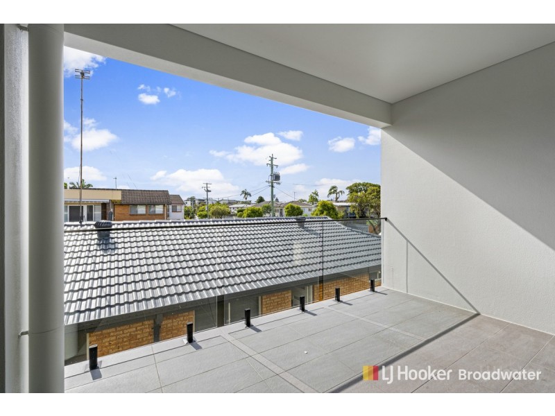 7/10 Central Street, Labrador QLD 4215