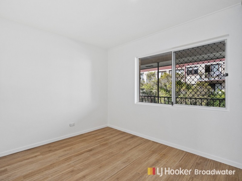 6/161 Muir Street, Labrador QLD 4215
