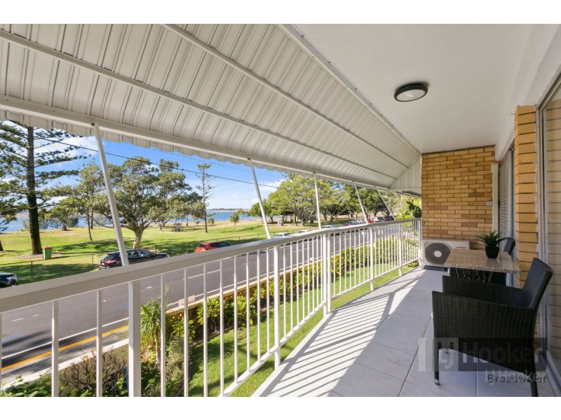 19/224 Marine Parade, Labrador QLD 4215