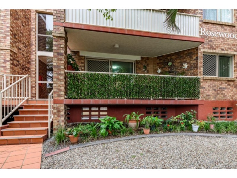 1/28 Sykes Court, Southport QLD 4215