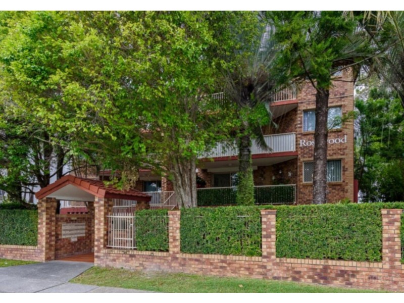 1/28 Sykes Court, Southport QLD 4215