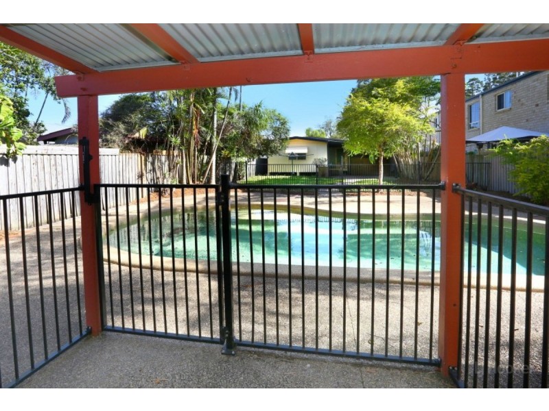 11 Nevenia Street, Labrador QLD 4215