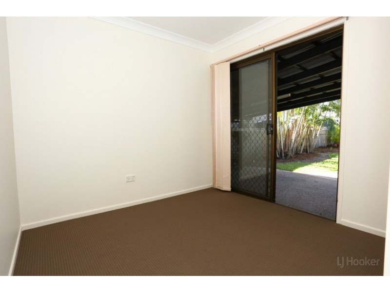 11 Nevenia Street, Labrador QLD 4215