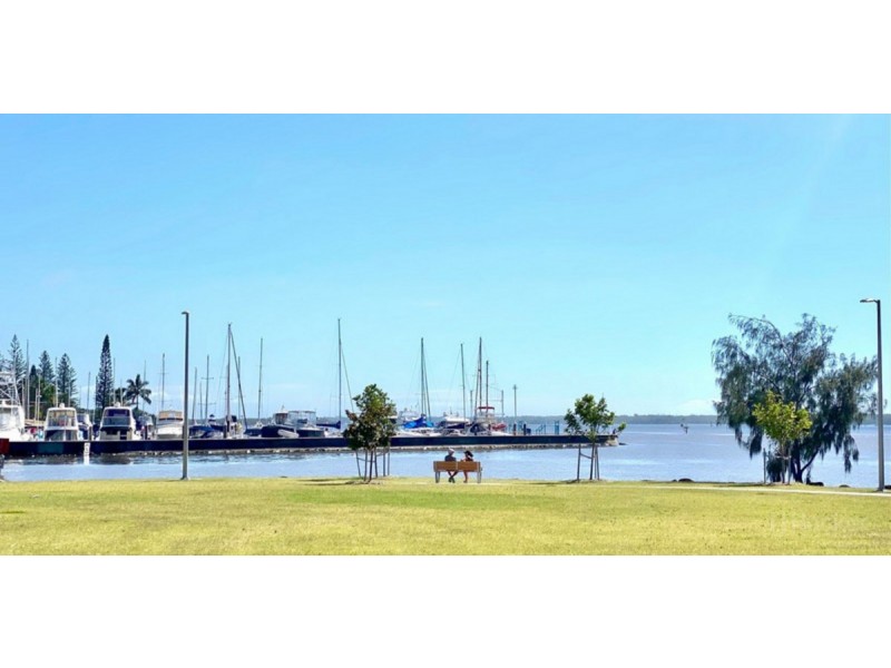 4/49 Brighton Street, Biggera Waters QLD 4216