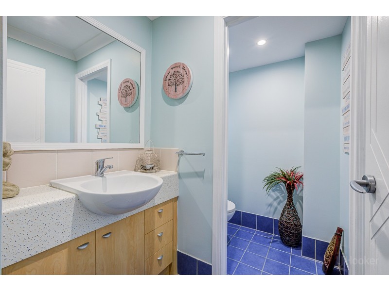 5/23 Bath Street, Labrador QLD 4215