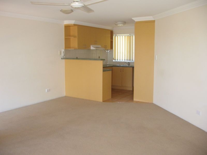 11/89 Frank Street, Labrador QLD 4215