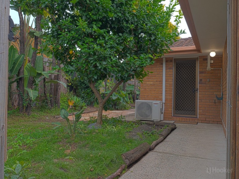 2/8 Academy Street, Oxenford QLD 4210