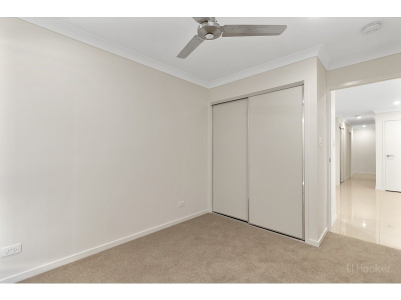 22a Jimmieson Avenue, Labrador QLD 4215