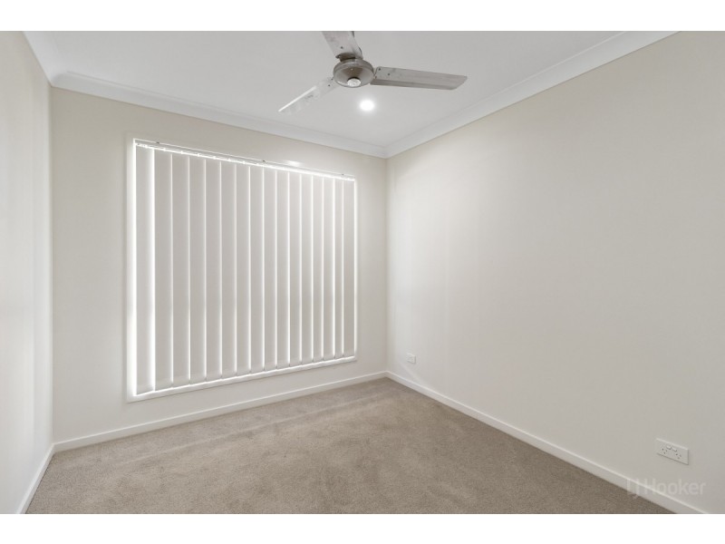 22a Jimmieson Avenue, Labrador QLD 4215