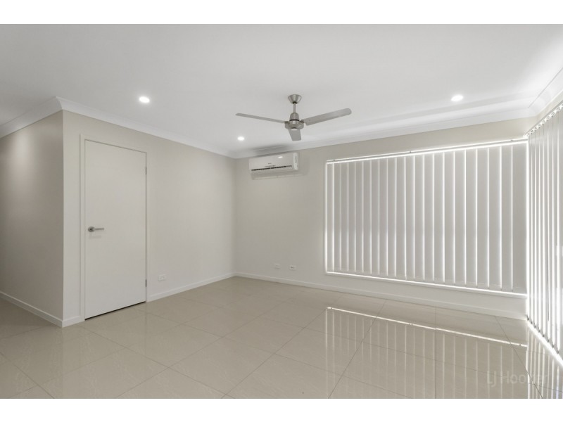 22a Jimmieson Avenue, Labrador QLD 4215