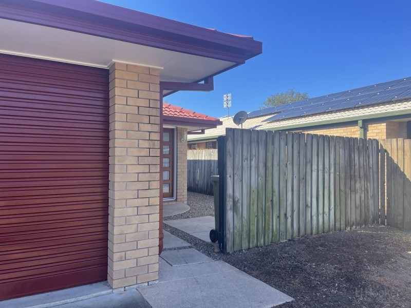 2/10 Hentdale Court, Labrador QLD 4215