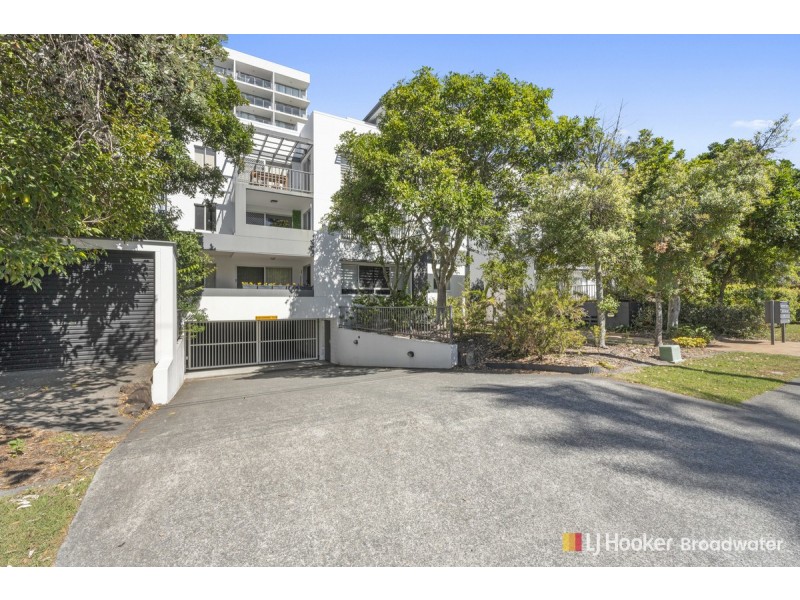 7/18-22 Parker Street, Labrador QLD 4215