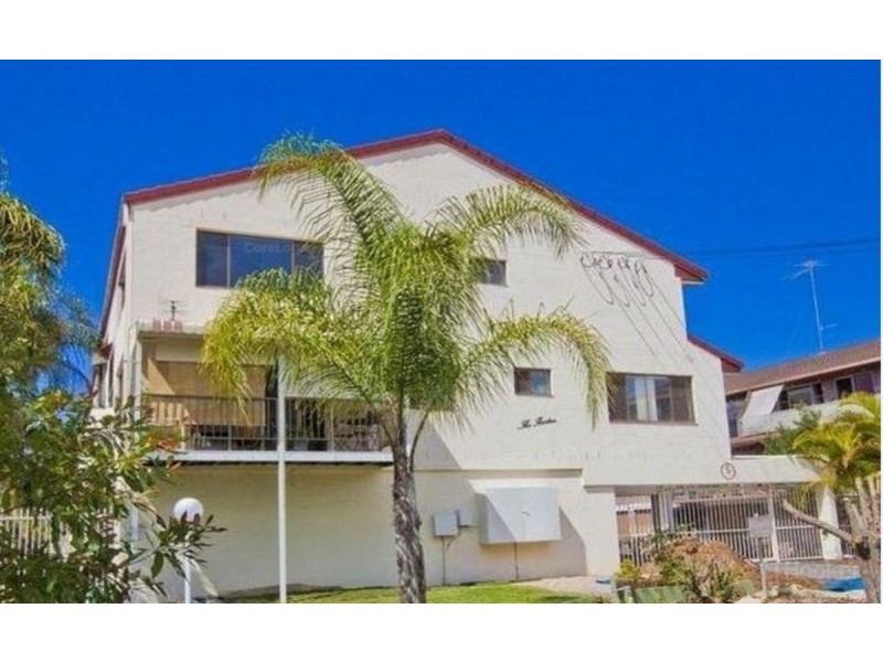 2/21 Huth Street, Labrador QLD 4215