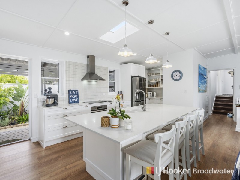 124 Turpin Road, Labrador QLD 4215