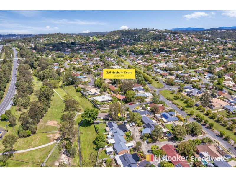2/6 Hepburn Court, Oxenford QLD 4210