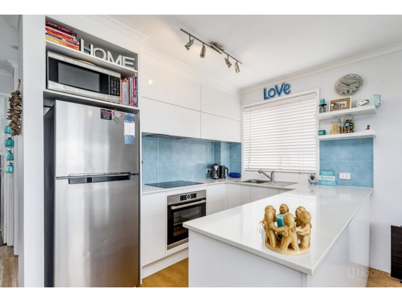 11/33 Whiting Street, Labrador QLD 4215