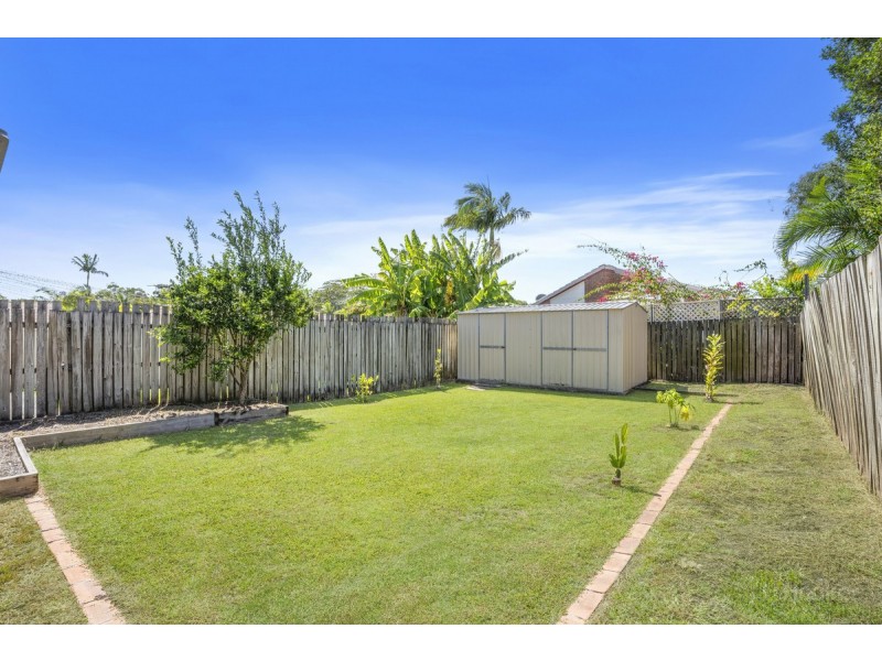 2/10 Hentdale Court, Labrador QLD 4215