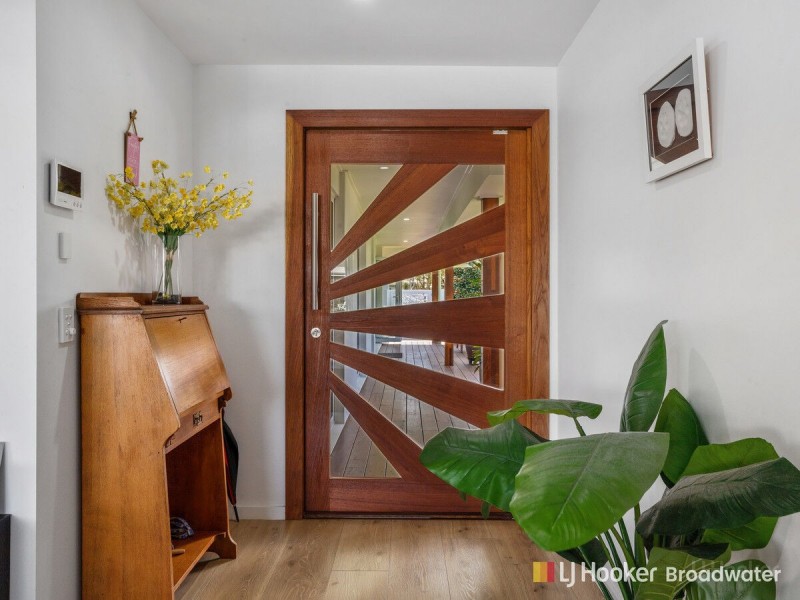 12 Matthew Flinders Drive, Hollywell QLD 4216