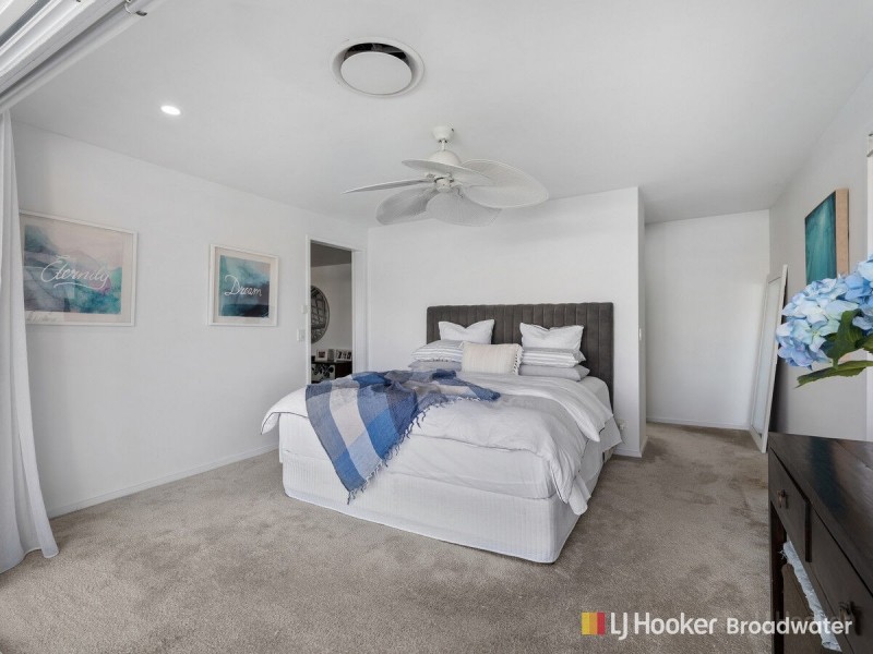 12 Matthew Flinders Drive, Hollywell QLD 4216