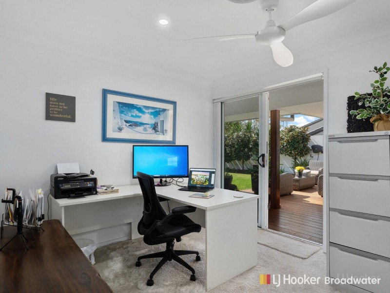 12 Matthew Flinders Drive, Hollywell QLD 4216