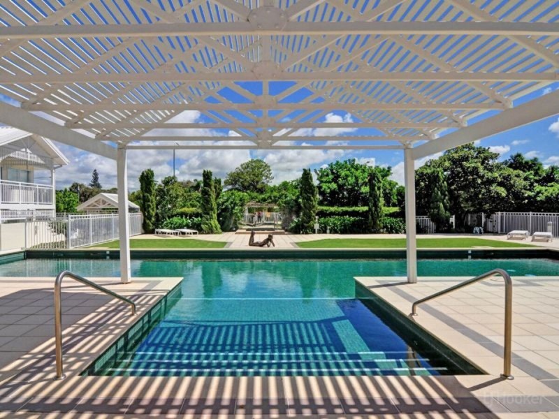 703/212 Marine Parade, Labrador QLD 4215