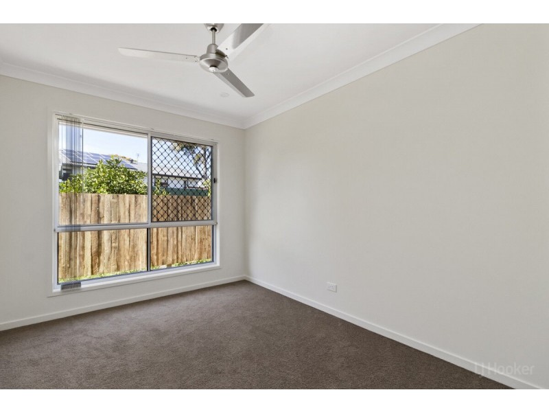 22 Jimmieson Avenue, Labrador QLD 4215