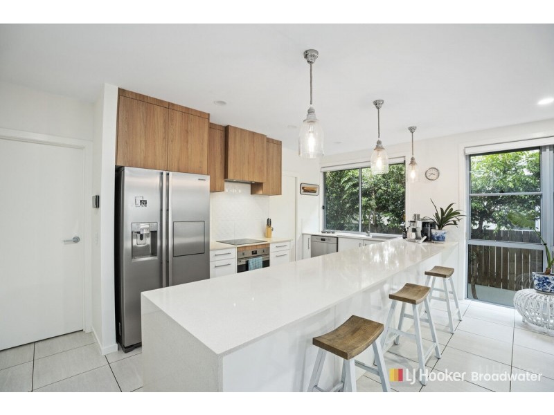 2/32 Parr Street, Biggera Waters QLD 4216
