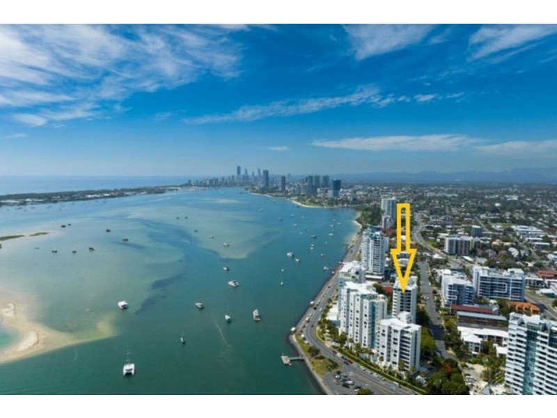 901/41 Labrador Street, Labrador QLD 4215