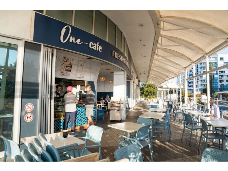 901/41 Labrador Street, Labrador QLD 4215