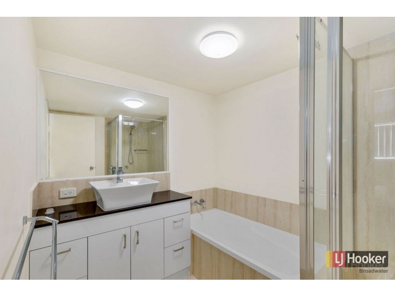 35/12 Whiting Street, Labrador QLD 4215