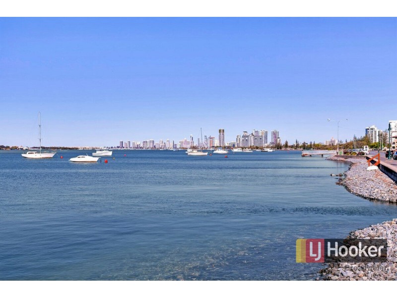 35/12 Whiting Street, Labrador QLD 4215
