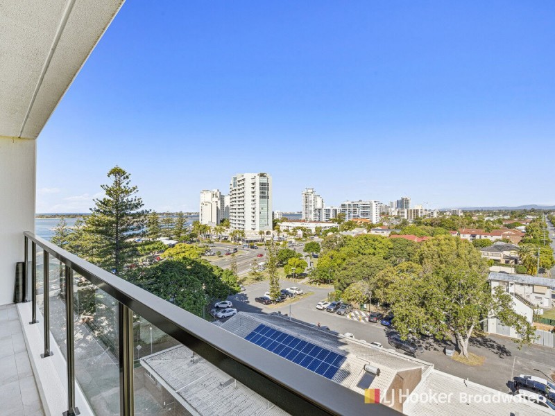 806/372 Marine Parade, Labrador QLD 4215