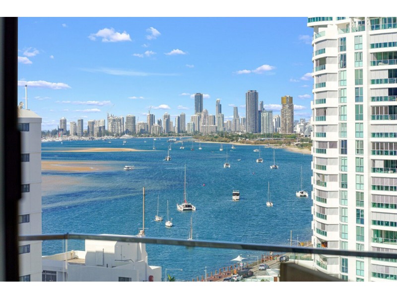 1404/41 Labrador Street, Labrador QLD 4215