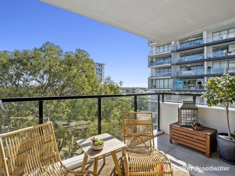 708/372 Marine Parade, Labrador QLD 4215