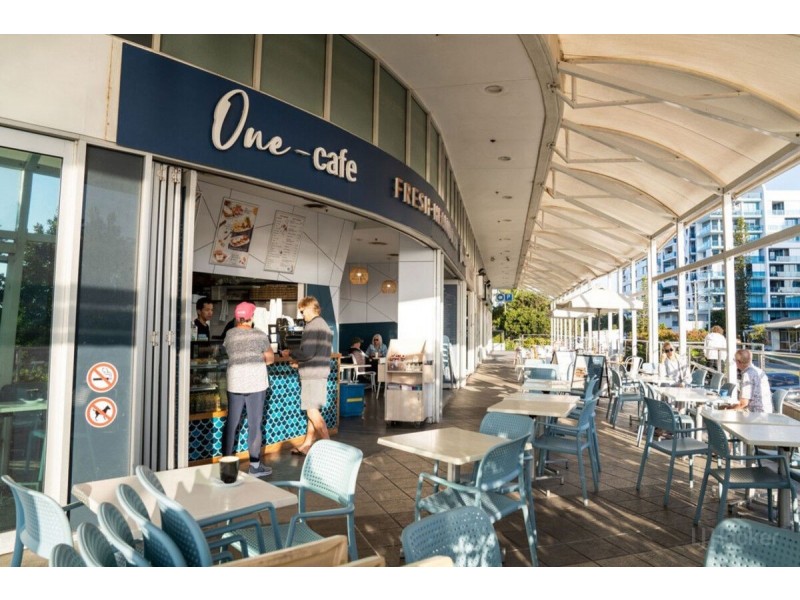 401/41 Labrador Street, Labrador QLD 4215