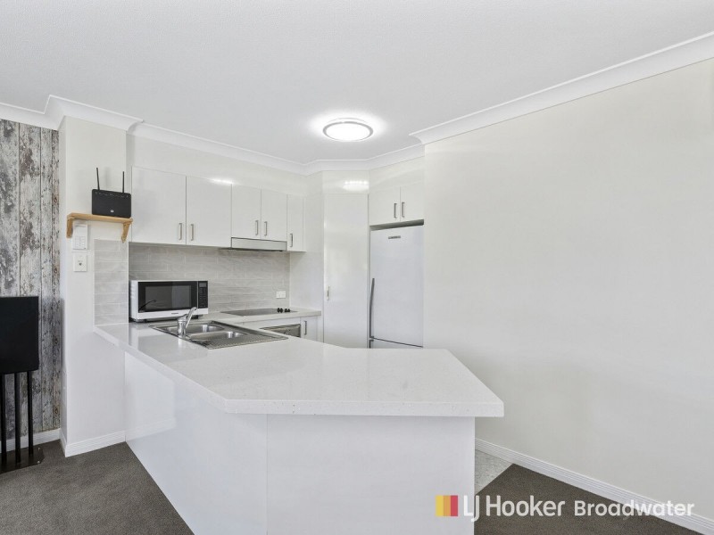 111/392 Marine Parade, Labrador QLD 4215