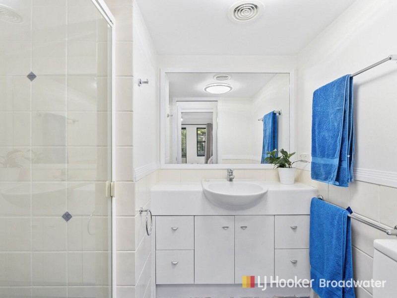 111/392 Marine Parade, Labrador QLD 4215