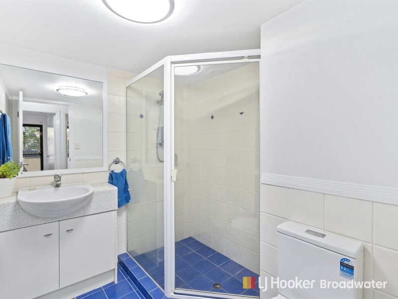 111/392 Marine Parade, Labrador QLD 4215