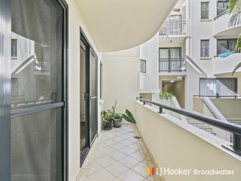 111/392 Marine Parade, Labrador QLD 4215